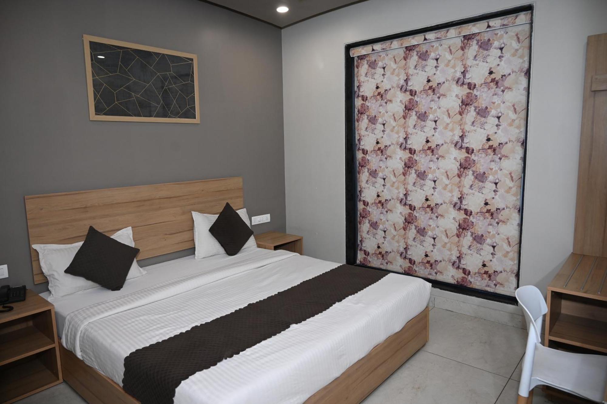 Sheer Bliss Otel Udaipur Dış mekan fotoğraf